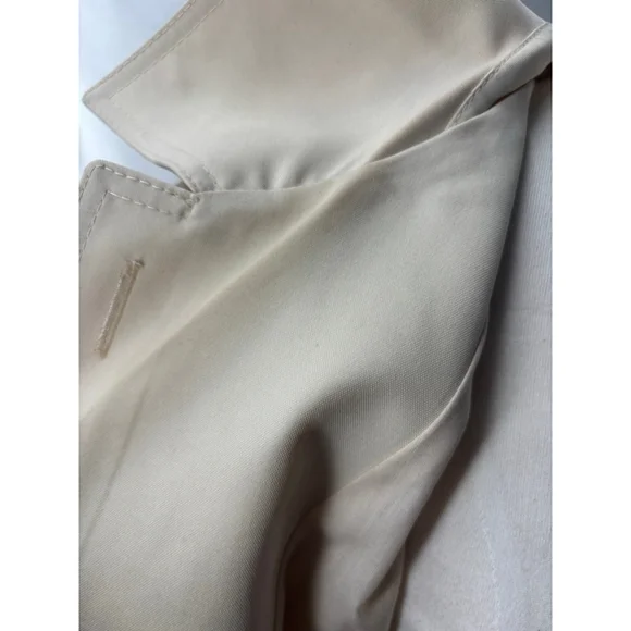 Women's London Fog Beige Trench Coat Size 12 - Picture 3 of 11